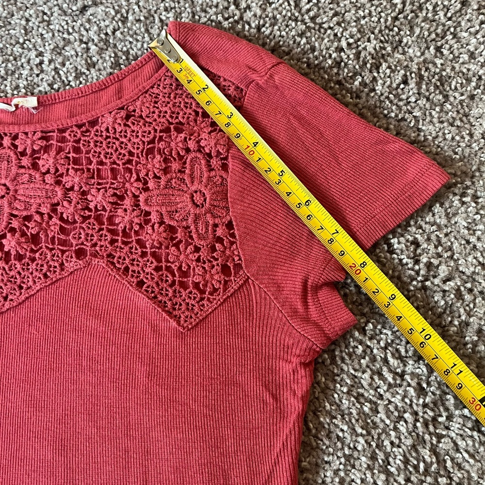Cropped Semi-Mesh Floral Coral Tee Size XS - Picture 4 of 6